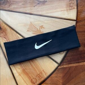 Nike Black and White Headband